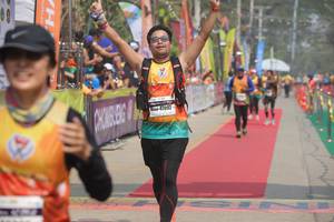 BIB: 1092
                            <button type="button" onclick="openModal(8246906)" class="btn btn-primary btn-sm float-right btn-popup" data-toggle="modal" data-target=".modal-high-quality">
                        <i class="fas fa-shopping-cart"></i> Add to Cart
                    </button>
                                            <button type="button" onclick="isThisMe(8246906, true)" class="btn btn-success btn-sm float-right btn-popup btn-isme hidden" data-toggle="tooltip" data-placement="bottom" title="นี่คือรูปของคุณใช่ไหม คลิกที่นี่เพื่อเอาเข้าอัลบั้ม">
                        <i class="fas fa-plus"></i> Add to album
                    </button>
                    <button type="button" onclick="isThisMe(8246906, false)" class="btn btn-warning btn-sm float-right btn-popup btn-isnotme hidden">
                        <i class="fas fa-ban"></i> Remove from album
                    </button>